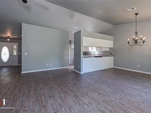 5th image of 209 Cordes Dr