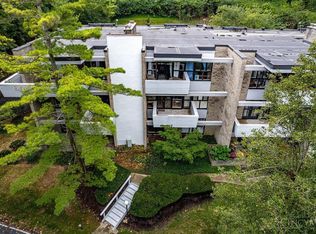 399 W Galbraith Rd APT 103, Cincinnati, OH 45215