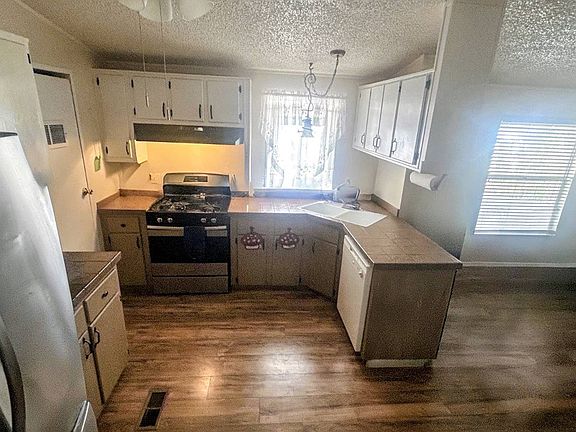 2nd image of 15770 N Oracle Rd #C07