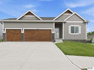 21052 Monroe St, Elkhorn, NE 68022