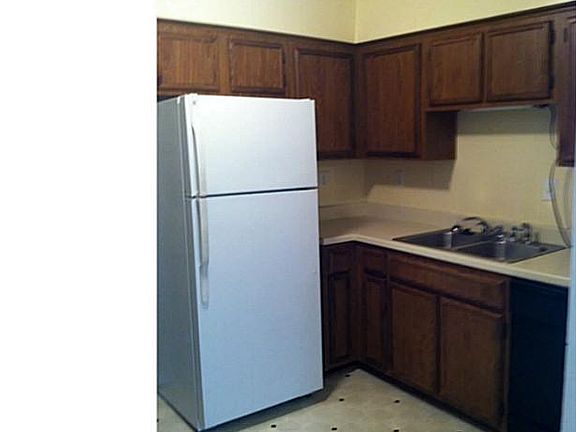 5th image of 6035 Brookwood Dr