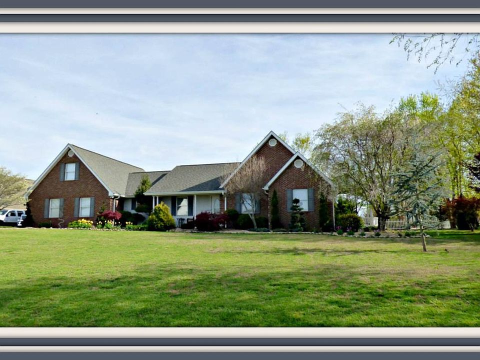 1st image of 1930 Lakebrook Cir