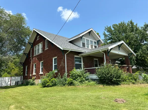 514 College Street, Greenfield, MO 65661