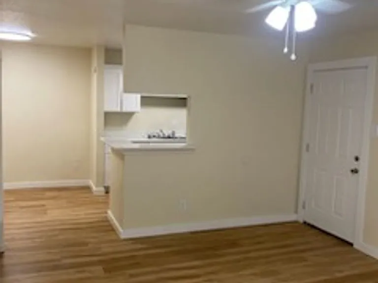 Thompson Square Apts., LLC — Photo 8