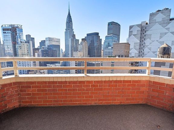 3rd image of 232-236 E 47th St #36F