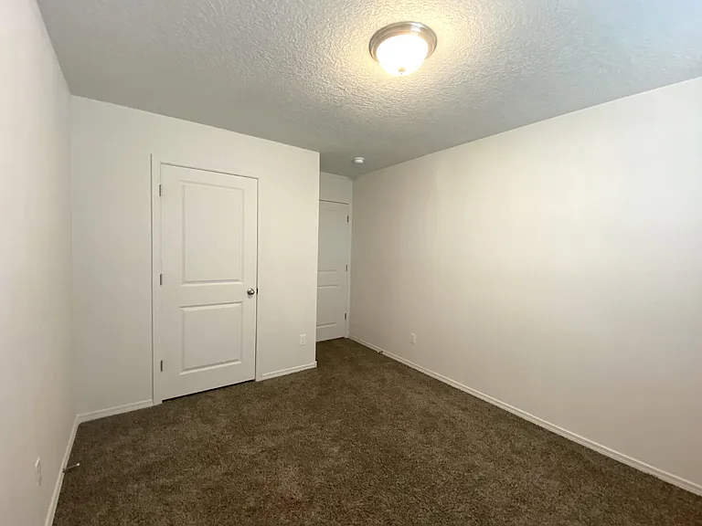 5845 Union Dr NE — Photo 21