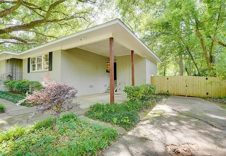 266 Jackson Dr — Photo 4