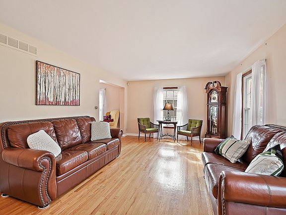 2nd image of 123 Evergreen Dr