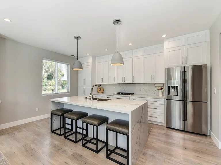 3945 Orange Grove Ave — Photo 18