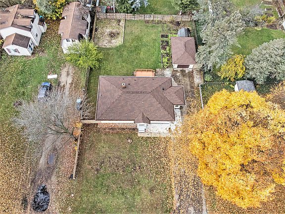 3rd image of 16 25th St S