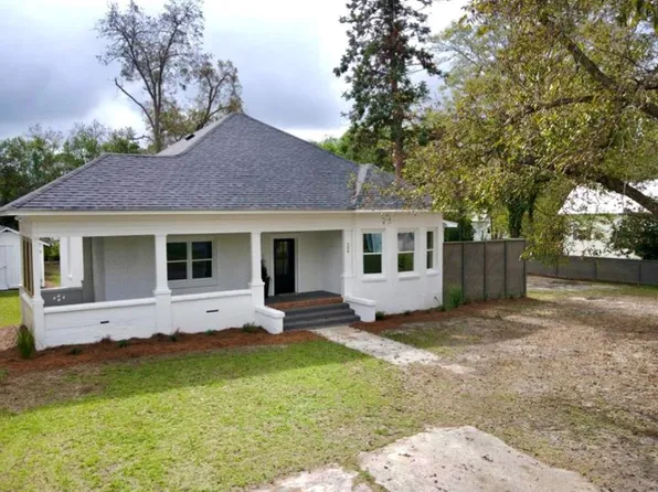 304 W 2nd St, Ocilla, GA 31774