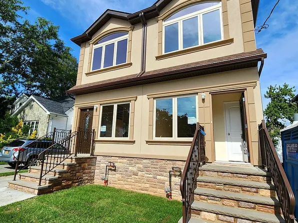17 Wolverine St, Staten Island, NY 10306