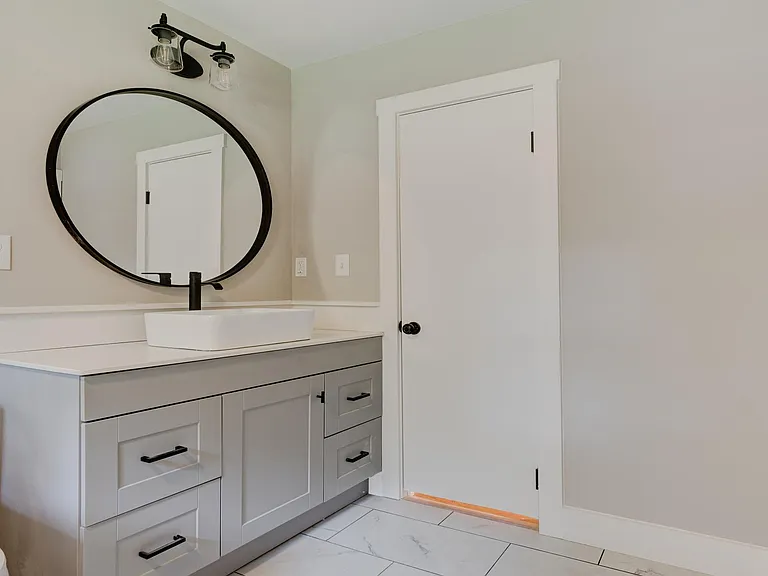 3404 Jones Dr — Photo 14