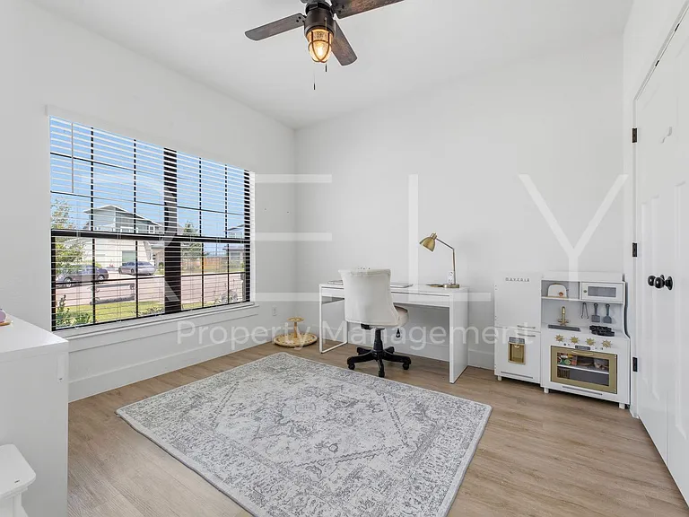 129 Seattle Slew Dr — Photo 10