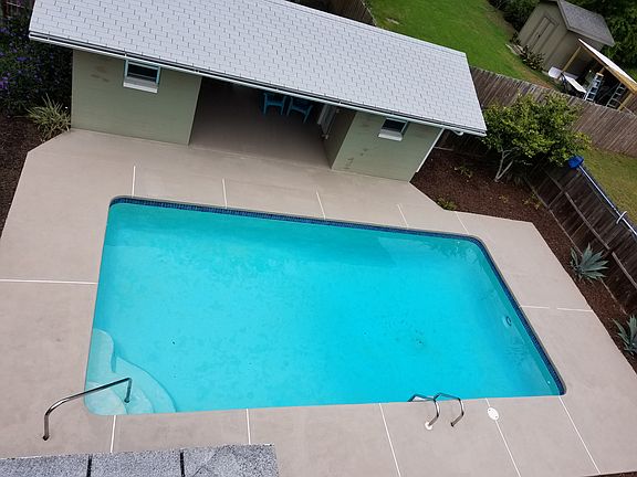 2nd image of 272 Monterey Ave