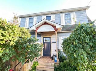 610 E High St, Ishpeming, MI 49849