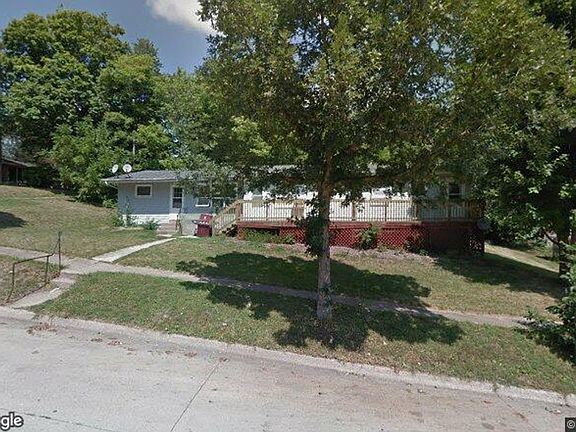 4th image of 111 W Orange St #1