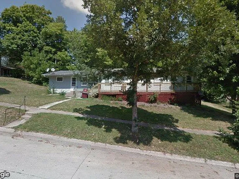 111 W Orange St — Photo 1