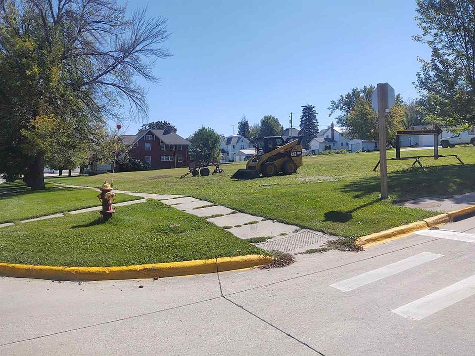 256 & 270 W Tilden St, Postville, IA 52162 MLS 20214623 Zillow