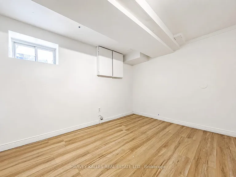 327 Howland Ave #BSMNT — Photo 10
