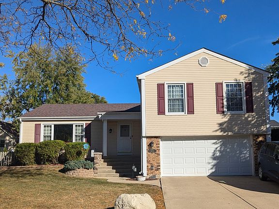 2nd image of 421 N Walnut Ln