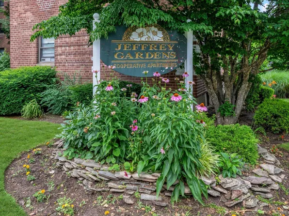 46-40 216th Street #3A, Bayside, NY 11361