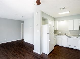 6422 S 1st St APT 101, Austin, TX 78745