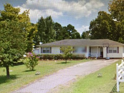 105 Johnson St, Broadway, NC, 27505