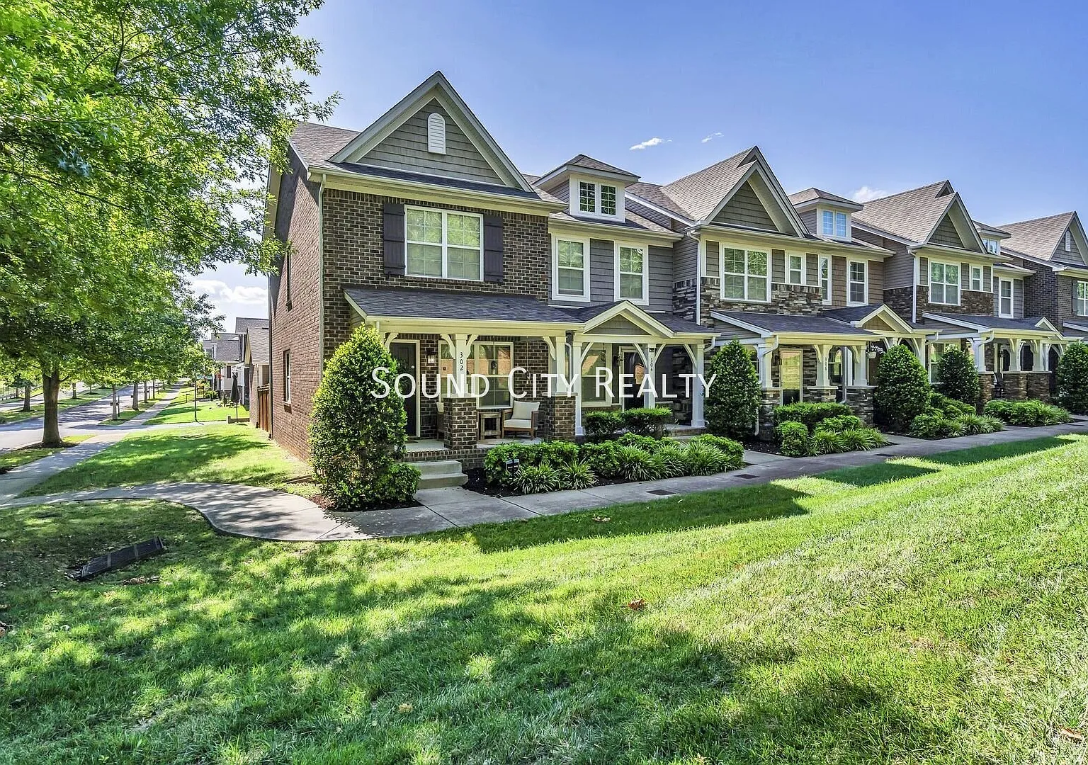 Hermitage Townhome in Villages of Riverwood community. 2BR 2.5BA one car garage, small dog ok, fe... — Photo 1