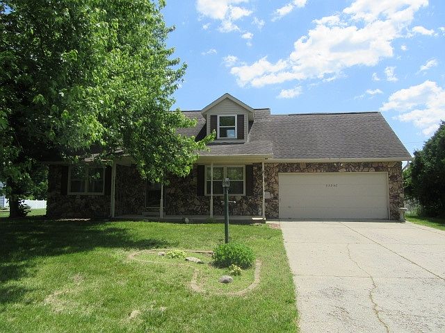 1st image of 52240 Country Acres Dr