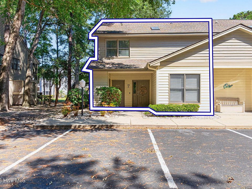 1st image of 222 SW Clubhouse Road # A