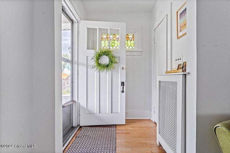 5th image of 1102 Baker Avenue