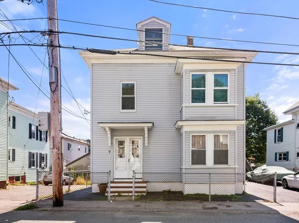 7 Oak St, Gloucester, MA 01930