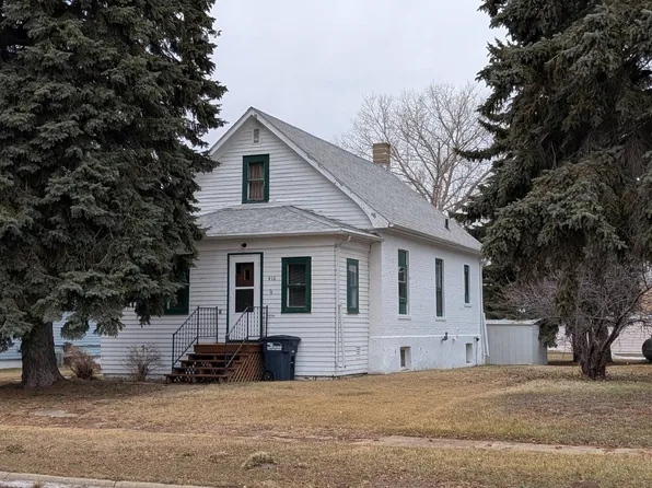 416 Clark Ave, Harvey, ND 58341