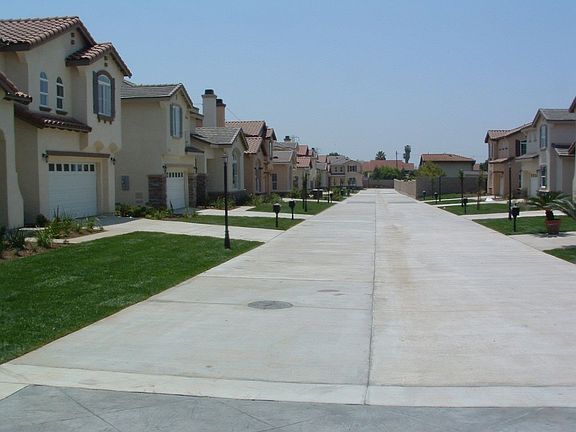Singingwood Lane