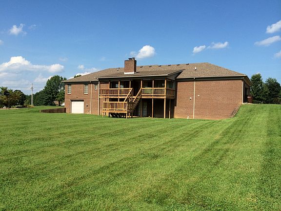 2nd image of 155 Loretta Dr
