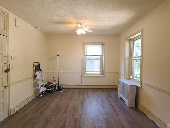 3rd image of 6704 Keystone St Floor 2