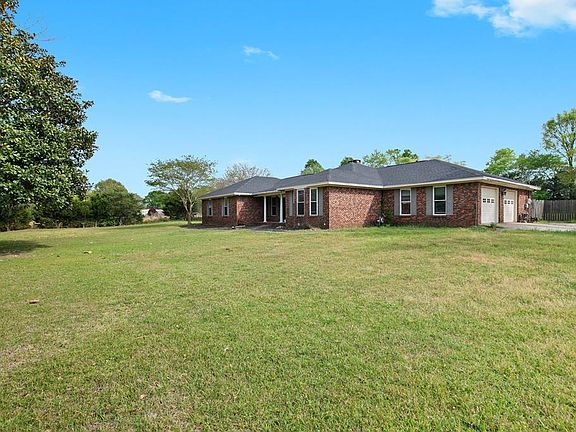 3rd image of 195 Quail Ln