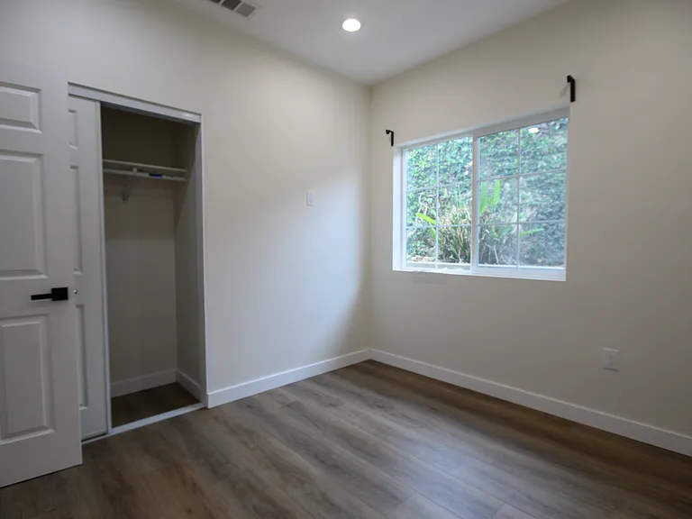 Bedroom 02