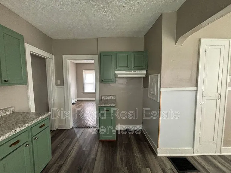 2312 Wyoming St — Photo 15
