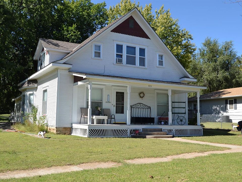 1st image of 725 Logan Ave