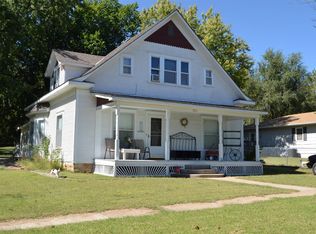 725 Logan Ave, Chapman, KS 67431