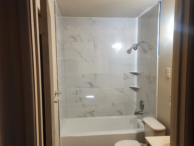 1606 Pinewood Dr — Photo 7