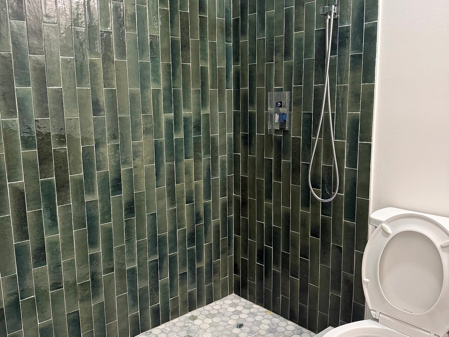 3 bed, 1700 sqft, $1,900 — Photo 4