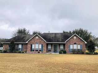 2 Taos Ln, Picayune, MS 39466