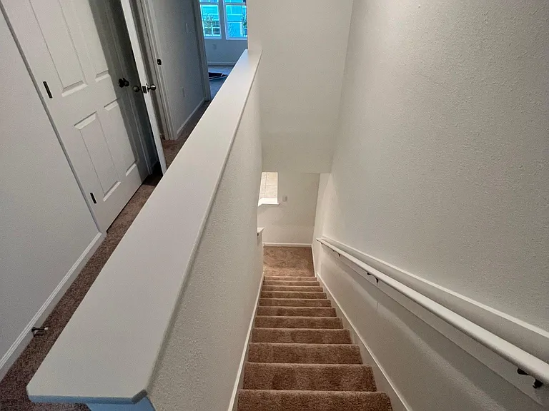 8332 Asteroid St — Photo 8