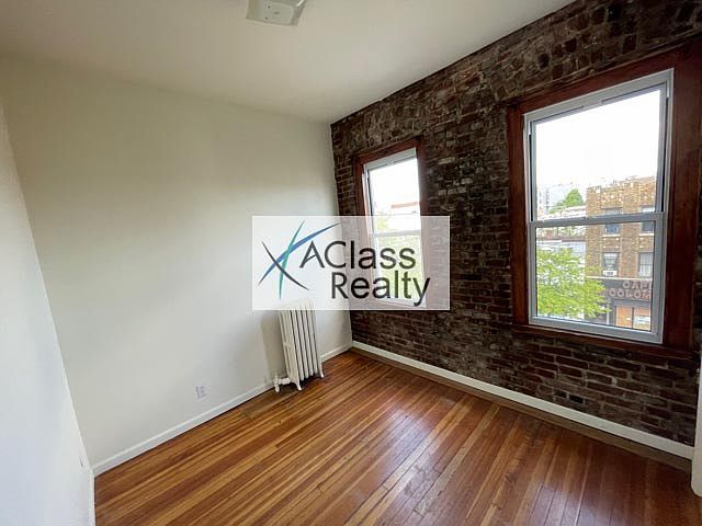 1st image of 31-17 Steinway St #3E