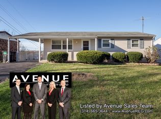 137 Harvest Dr, Saint Charles, MO 63304