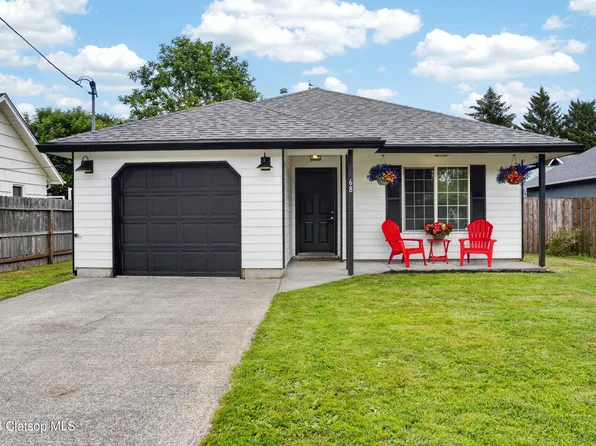 68 NW Birch Ave, Warrenton, OR 97146