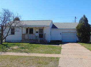 536 Poplar St, Ishpeming, MI 49849